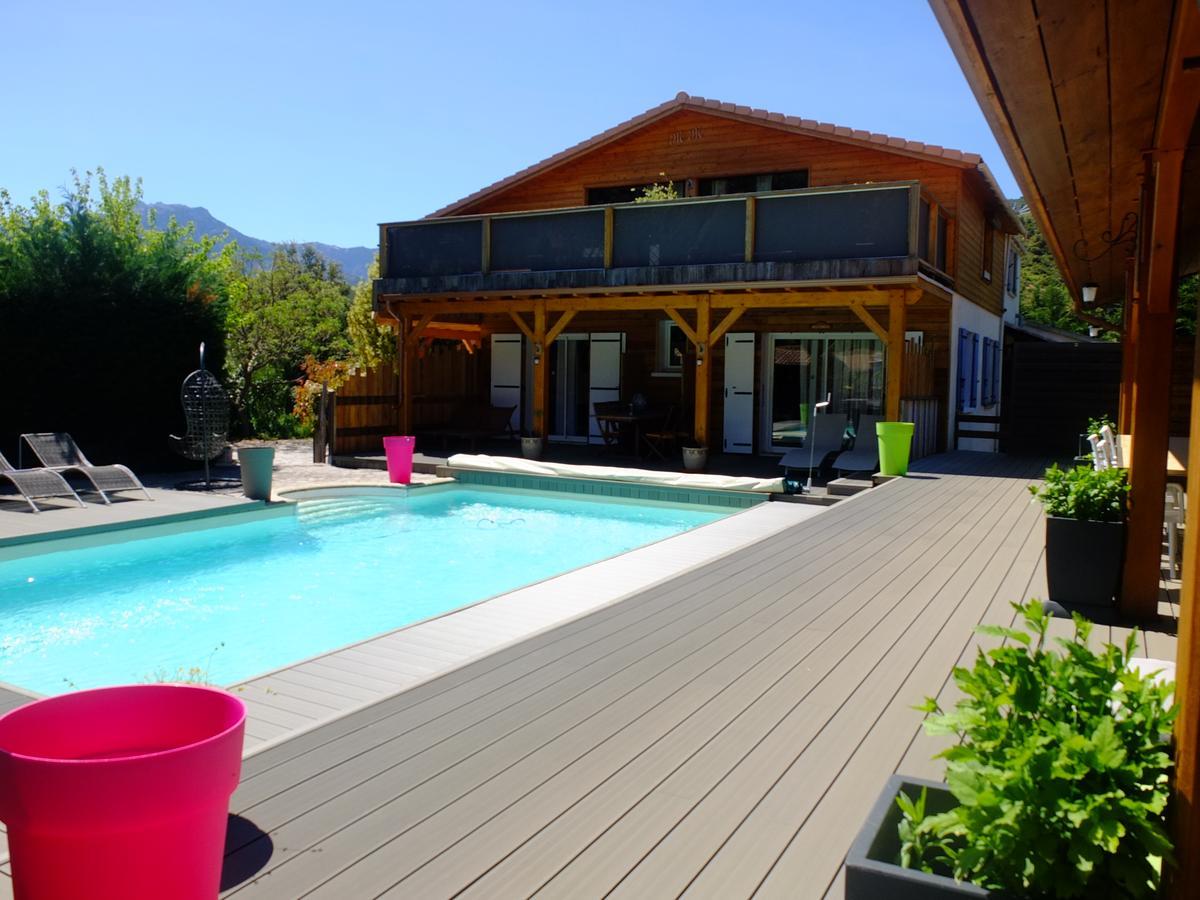 A Dodolela Bed & Breakfast Omessa Ngoại thất bức ảnh